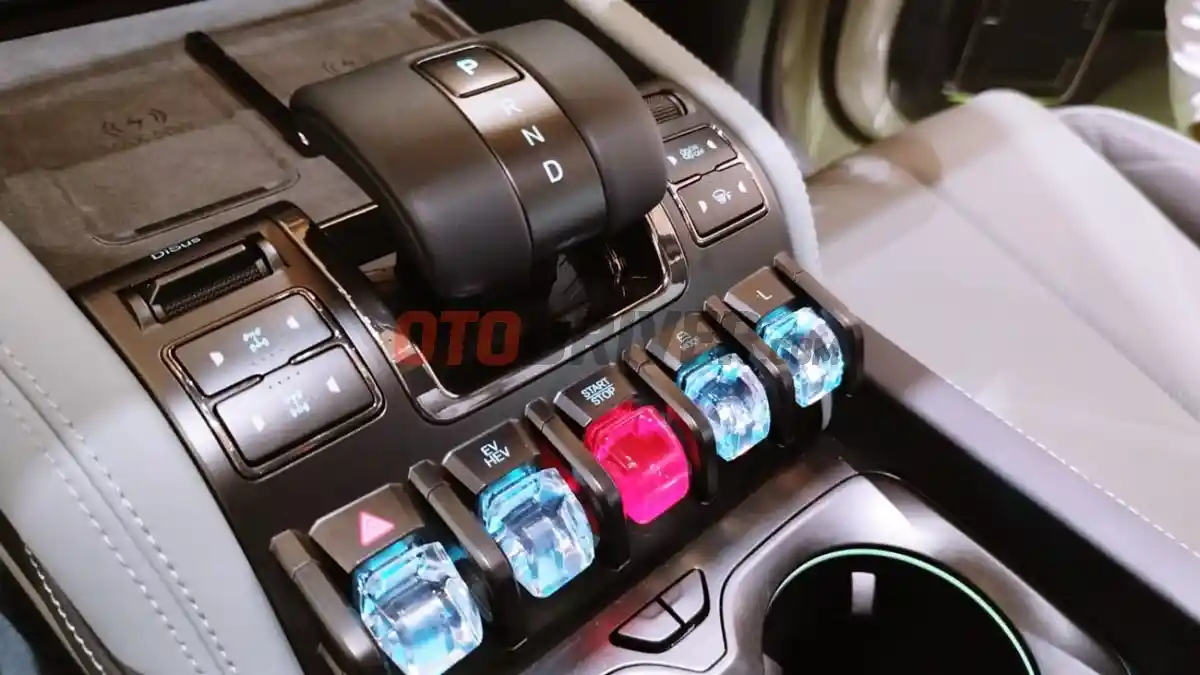 Foto - Denza B5 Dipastikan Akan Rilis Resmi Semester Kedua 2026