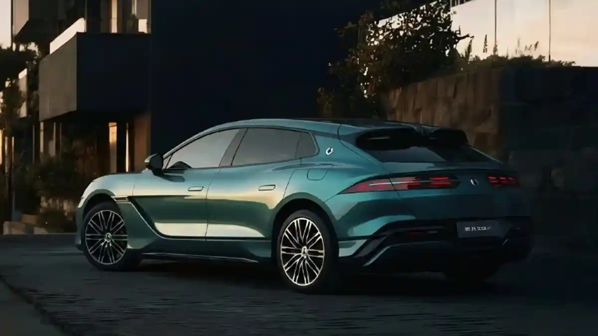 Foto - Segera Dijual Di Indonesia, Denza Z9 GT Ini Sandang Gelar BEV Dengan Jarak Terjauh Di Dunia