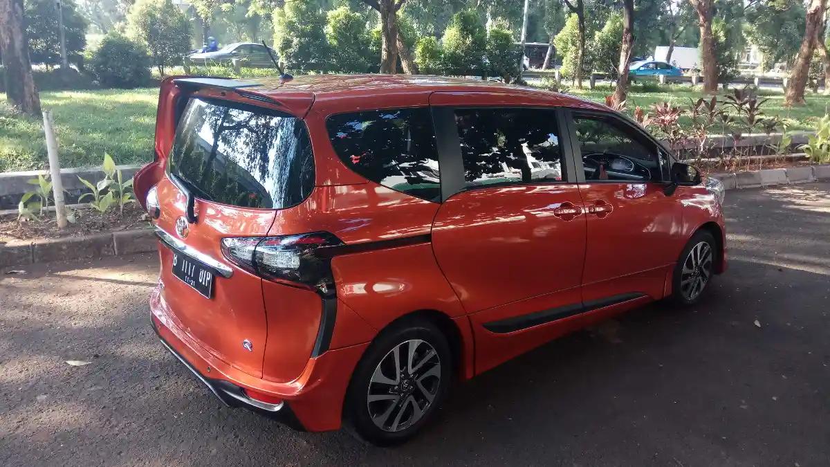 Foto - Rush Model Baru Berpotensi "Memakan" MPV 7 Seater Toyota