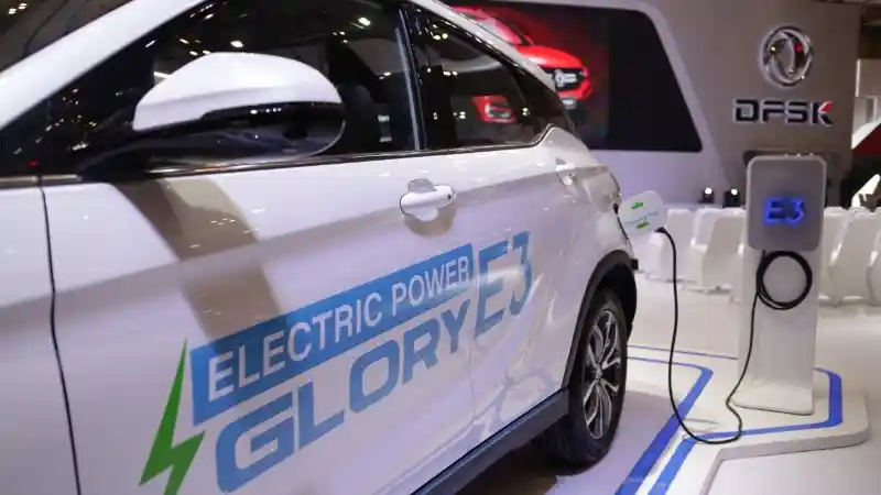 Foto - Tak Usah Berharap Kemunculan SUV Listrik DFSK