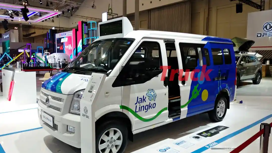 Berita - Angkot Listrik Siap Beroperasi Di Jakarta