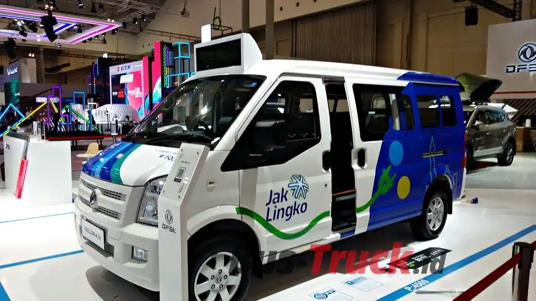 Foto - Apa Bedanya Jaklingko dan Mikrotrans?