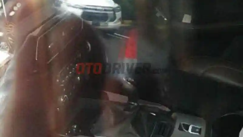 Foto - DFSK Siapkan SUV Baru? Ini Penampakannya di Jakarta