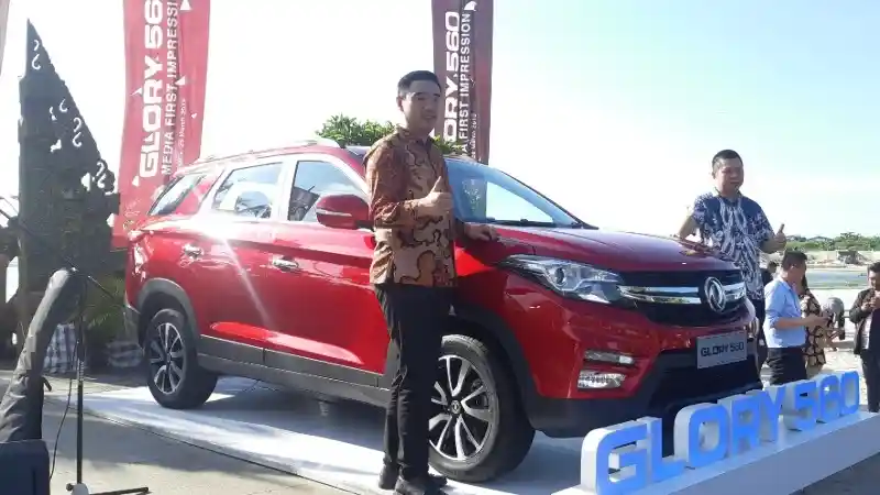 Foto - DFSK Glory 560 Resmi Muncul