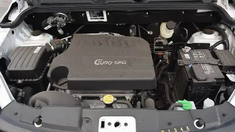 Foto - Bocoran MPV 7 Penumpang DFSK, Lawan Tangguh Wuling Cortez?