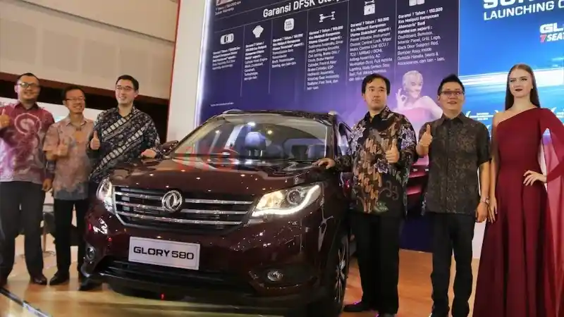 Berita - DFSK Debut di GIIAS Surabaya 2018, Tawarkan DP 20%