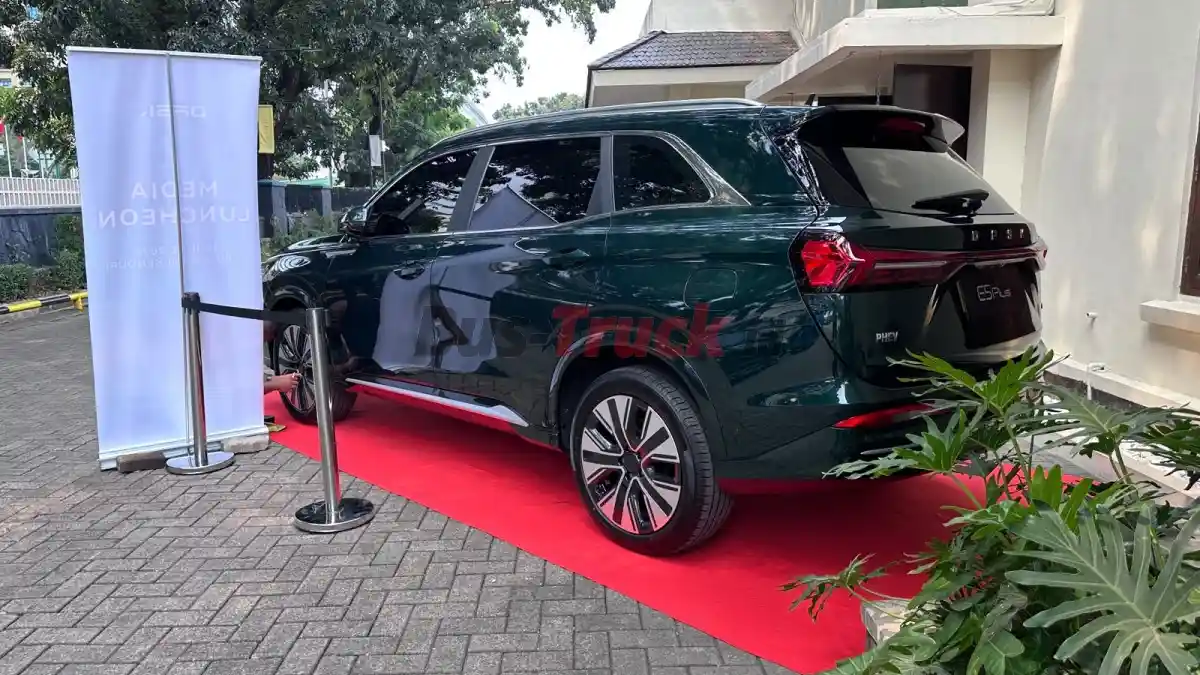 Foto - DFSK E5 Plus Meluncur, Rival Geely Starray Dan Chery Tiggo 8 CSH