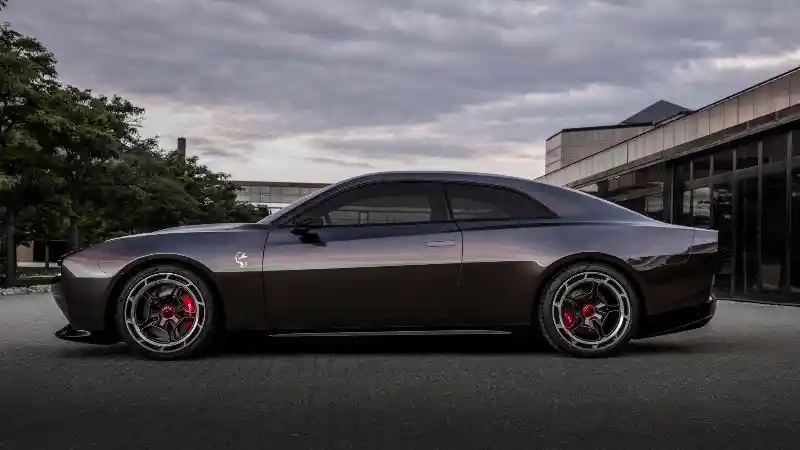 Foto - Dodge Charger EV, Sebuah Redefinisi Kultur Muscle Car di Era Mobil Setrum 