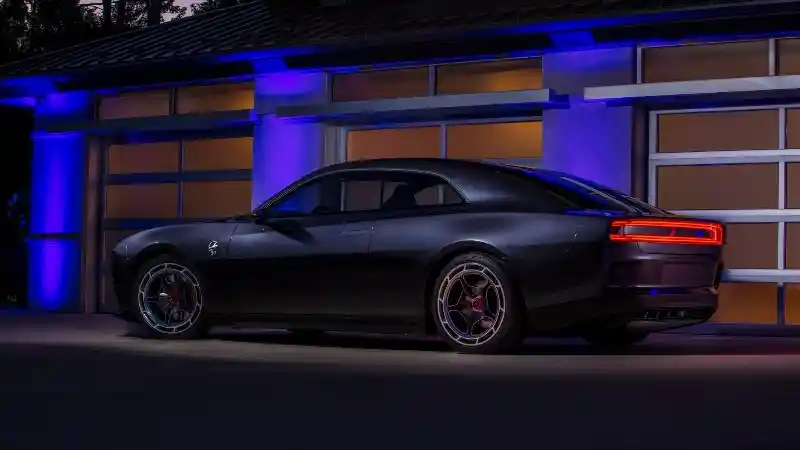 Foto - Dodge Charger EV, Sebuah Redefinisi Kultur Muscle Car di Era Mobil Setrum 