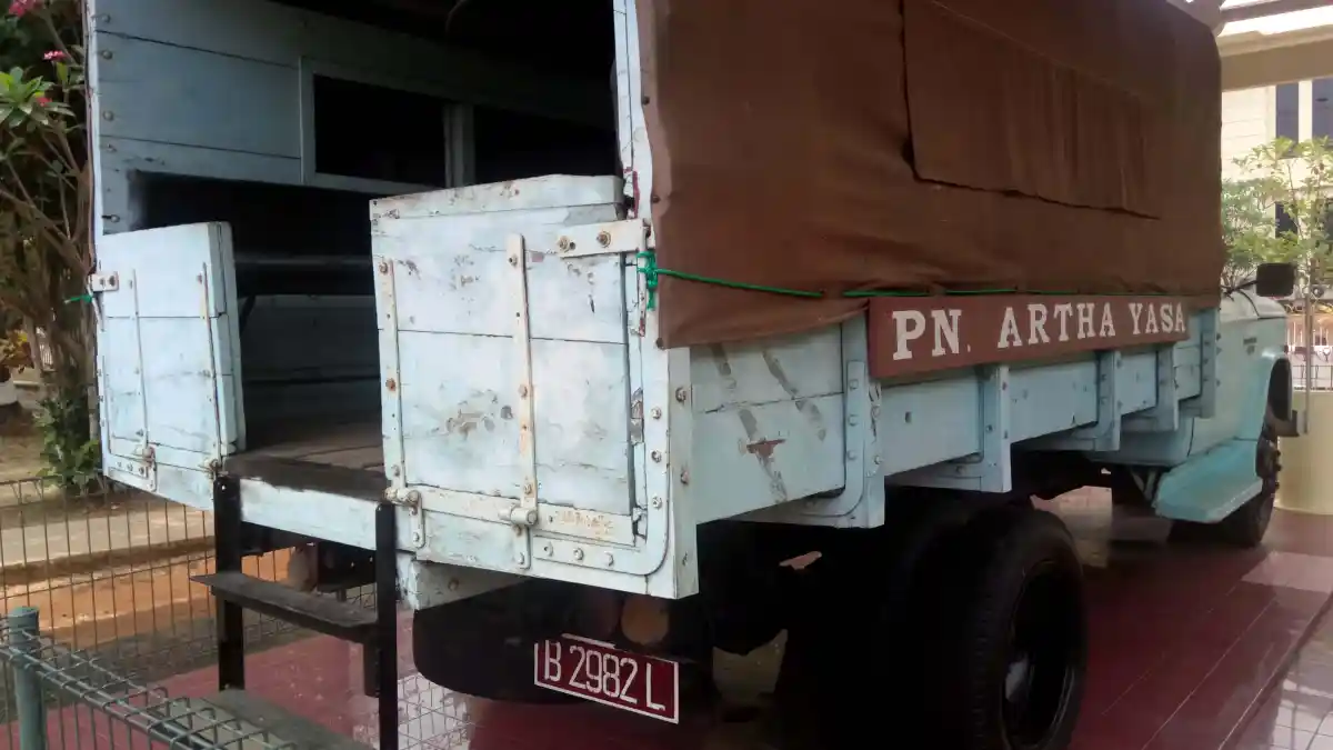 Foto - Dodge 500 Kisah Saksi Bisu Keganasan G30S/PKI