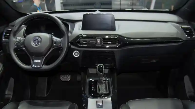 Foto - Mengintip Adik Dari DFSK Glory 580, Harga di Tiongkok RP 150 Jutaan