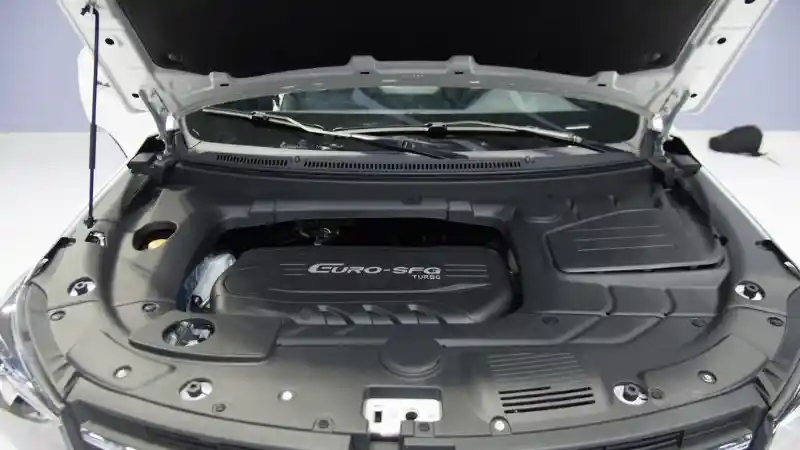 Foto - Mengintip Adik Dari DFSK Glory 580, Harga di Tiongkok RP 150 Jutaan