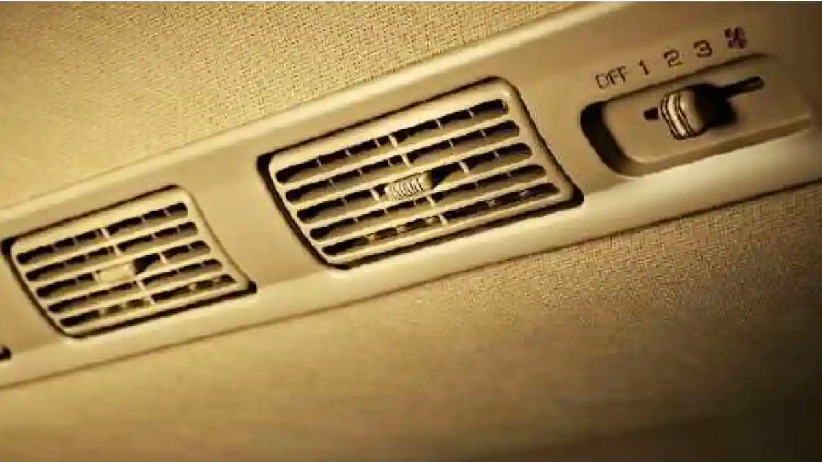 Foto - Great New Xenia: Foto Resmi Eksterior dan Interior