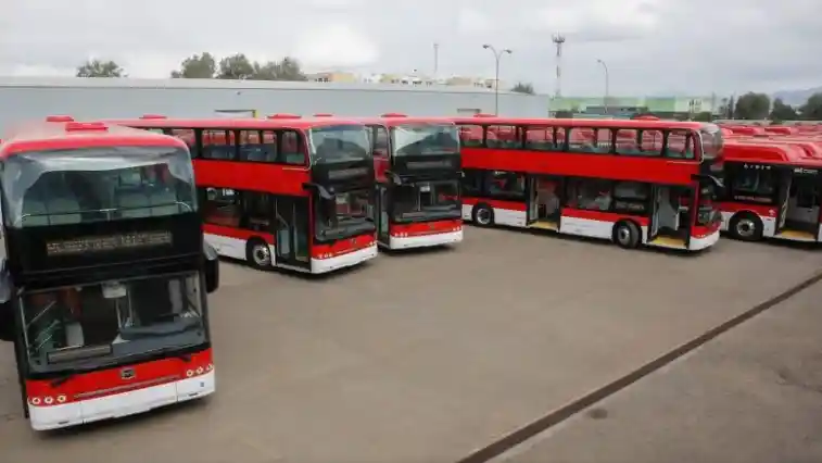 Bus - Bus Double Decker Listrik Pertama Rilis di Chili