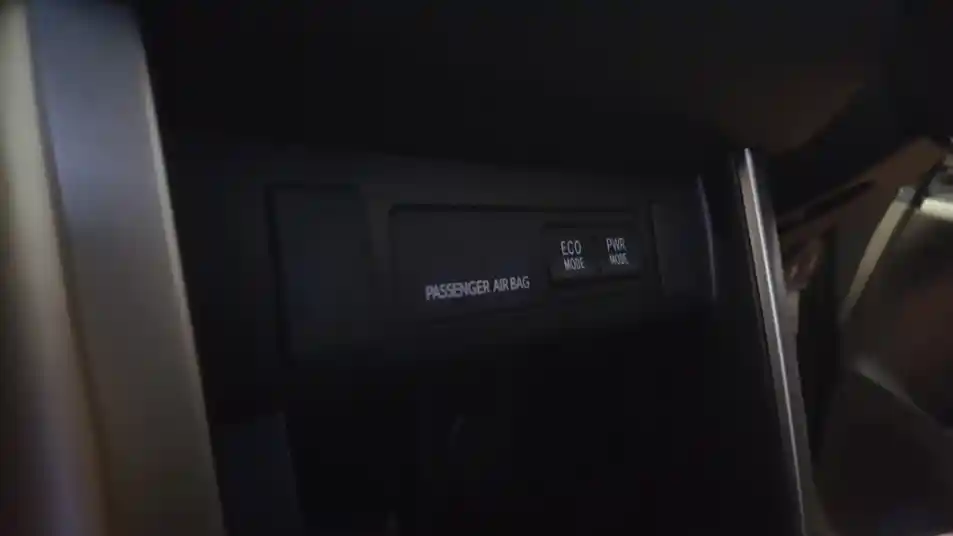 Foto - FIRST DRIVE: Toyota All New Kijang Innova 2.0G A/T