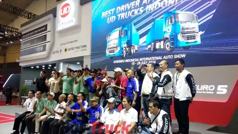 Foto - Ini Instruksi AHY Soal Truk ODOL
