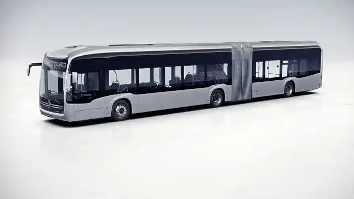 Foto - Tahun Ini, 125 Tahun Bus Umum Bermesin Bakar Pertama Di Dunia