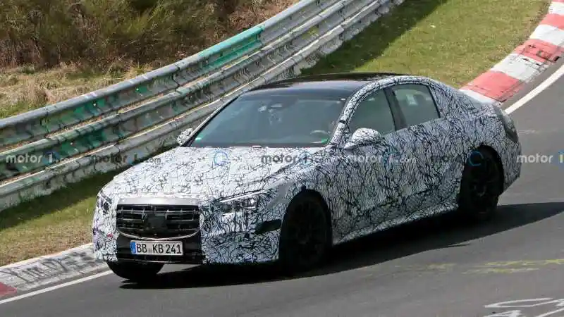 Berita - SPY SHOT: All-New Mercedes-Benz E-Class
