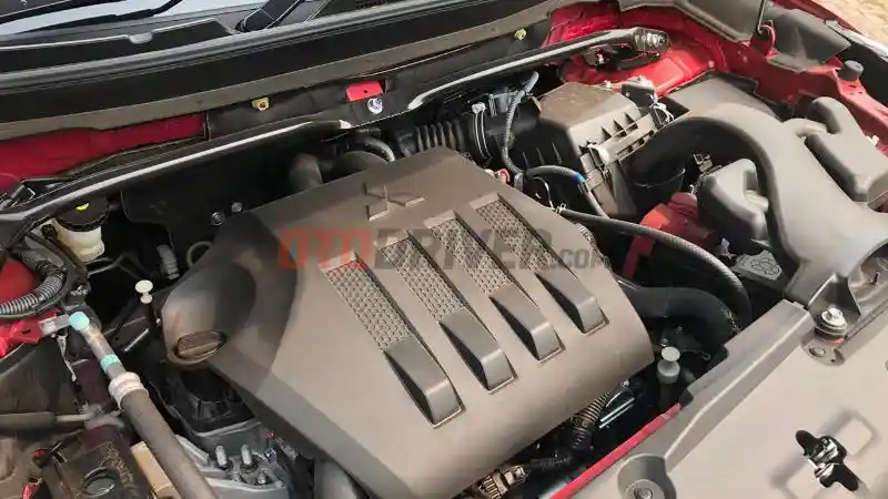 Foto - FIRST DRIVE: Mitsubishi Eclipse Cross 