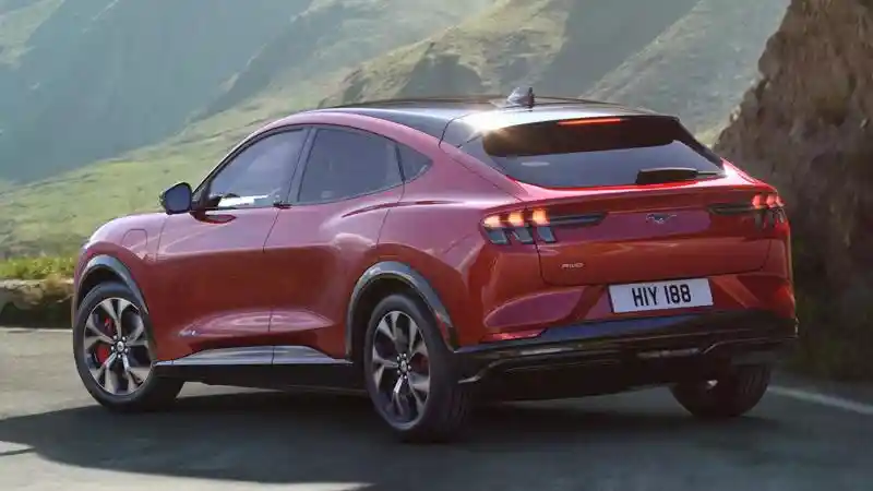 Foto - Melihat Keunggulan Mustang Mach-E, Mobil Listrik Rp 700 Jutaan 