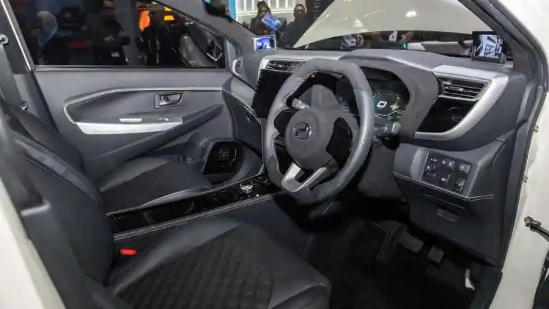 Foto - Begini Wujud Daihatsu Sirion Berpenggerak Listrik Murni