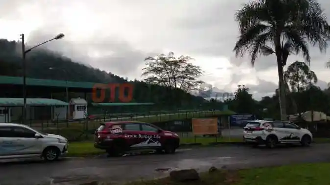 Foto - Beberapa Aturan Menyebrang Perbatasan Indonesia-Malaysia Lewat Jalur Darat 