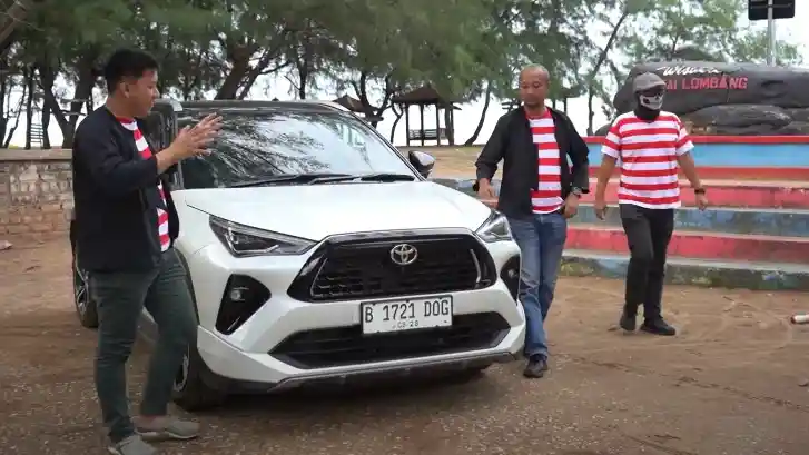 Berita - Epic Journey Yaris Cross HEV Part 3 : SUV Buatan Indonesia, Andal Berpetualang Di Madura