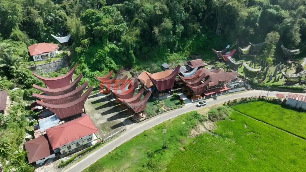 Foto - EPIC Journey : 350 Km Makassar-Toraja, Veloz Hybrid EV Catat Konsumsi 23 Km/liter