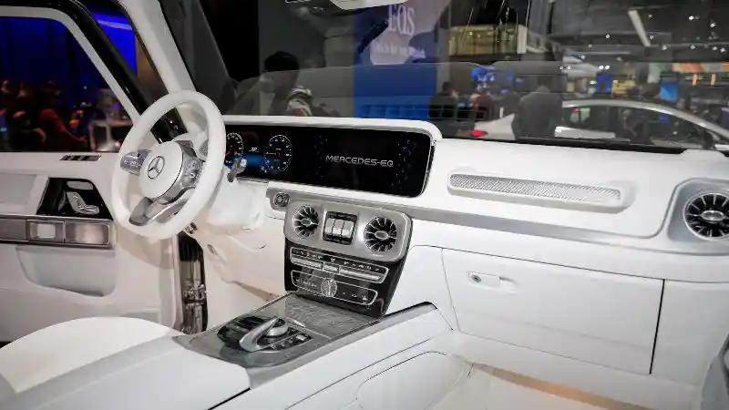 Foto - EQG, G-Class Listrik Dengan Kemampuan Off-road Mumpuni