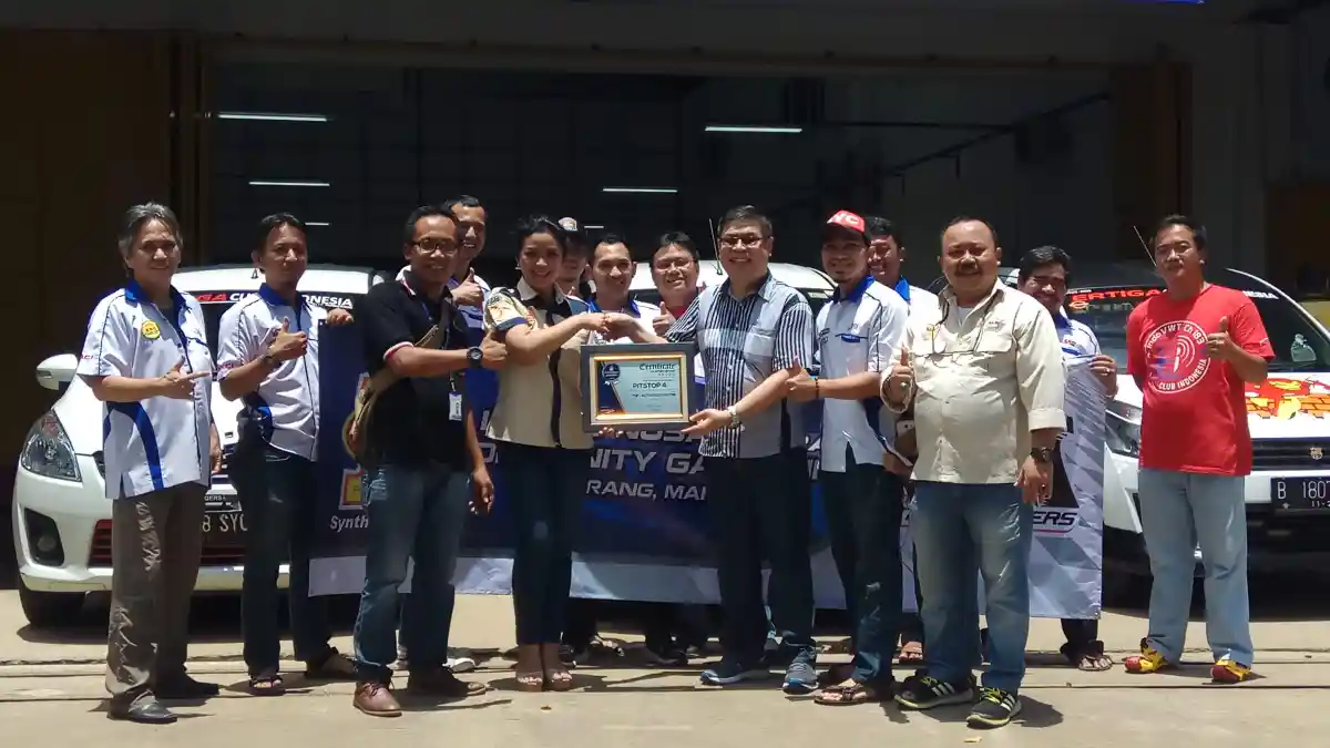 Berita - Oli TOP 1 Siap Keliling Indonesia Gandeng Mitra Bengkel