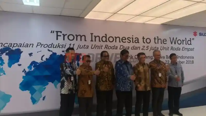 Foto - Suzuki All New Ertiga Rakitan Cikarang Resmi Diekspor Ke 22 Negara