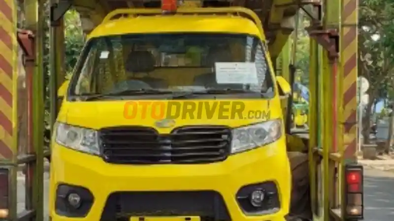 Foto - Esemka Bima Pesanan TNI AU Sudah Sampai Jakarta