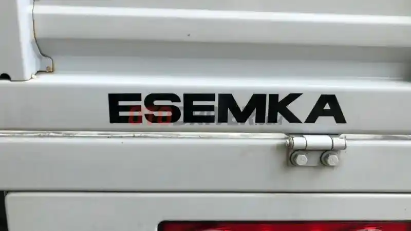 Berita - Akan Produksi Mobil Listrik, Esemka Pakai Logo Baru