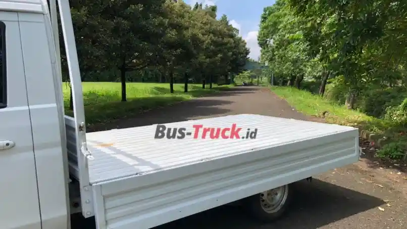 Foto - Penasaran Sosok Esemka Bima 1.3? Seperti Ini Detailnya