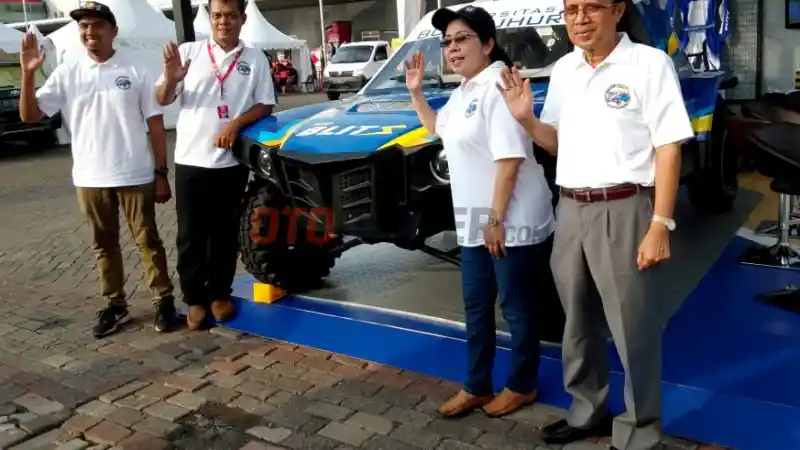 Foto - Mahasiswa Indonesia Bikin Mobil Off-Road Listrik 