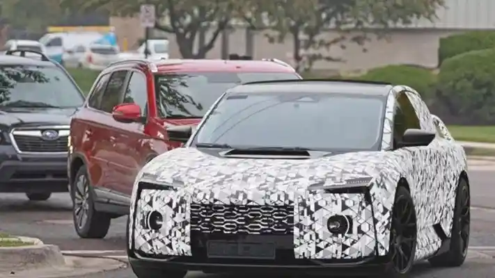 Foto - Foto Mitsubishi Lancer Evolution XI Beredar, Tapi Bohong