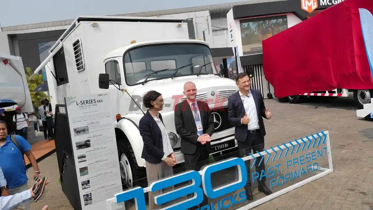 Foto - DCVI Tampilkan Evolusi Mercedes-Benz Trucks di Mining Indonesia 2026