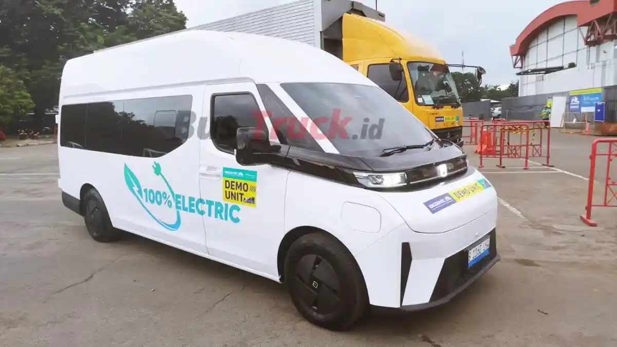 Foto - Farizon Siapkan Van Sampai Truk Heavy Duty, Ini Bocorannya