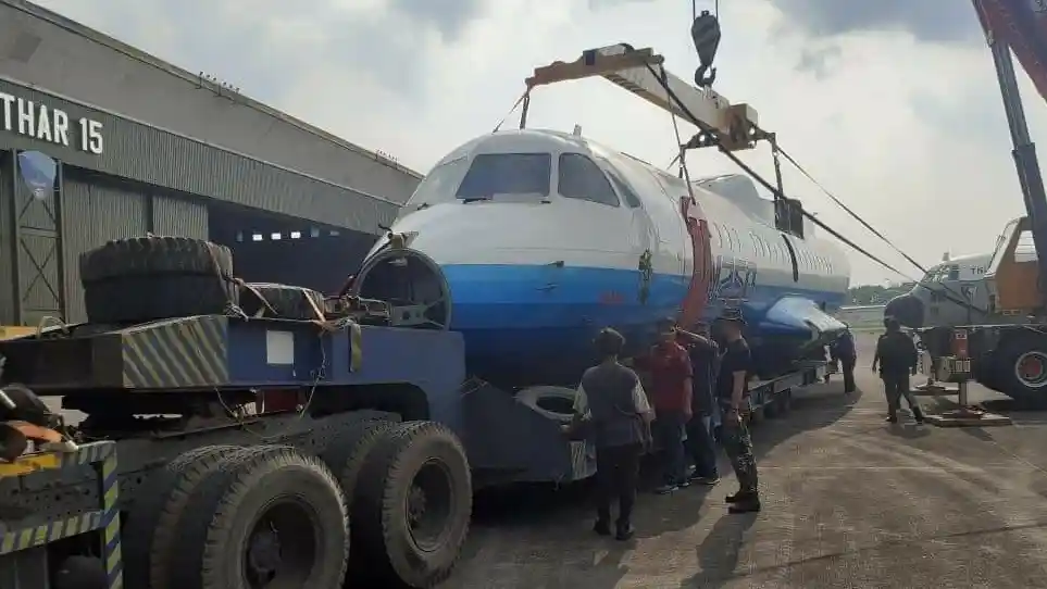 Truk - Bukan Truk Eropa, Ternyata Ini Sosok Pengangkut Pesawat N250 Gatotkaca