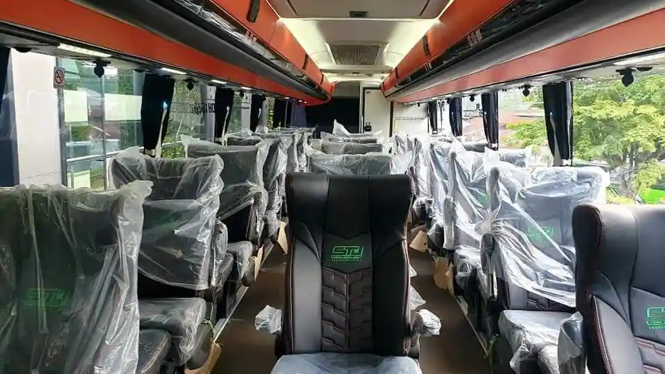 Bus - Sudiro Tungga Jaya Hadirkan Bus Social Distancing, Ini Rutenya