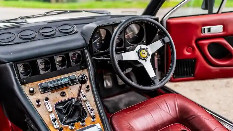 Foto - Ferrari Keluaran 1978 ini Harganya Setara Porsche 718 Cayman 2019