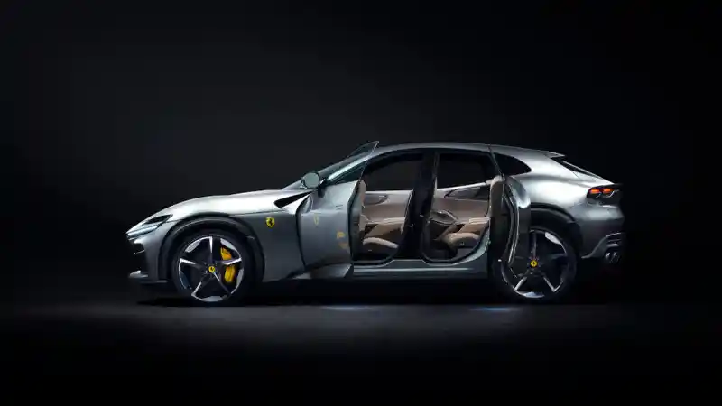 Foto - Harga Rp 11 Miliiar tapi Permintaan Tinggi, Ferrari Stop Pesanan Purosangue