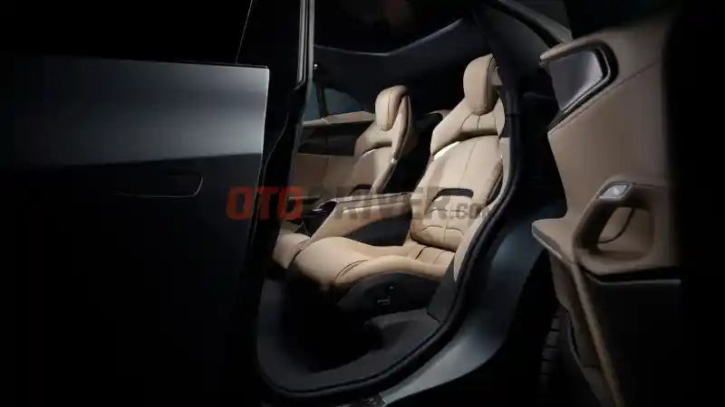 Foto - Ferrari Purosangue Malah Dijual Terbatas. Kenapa?