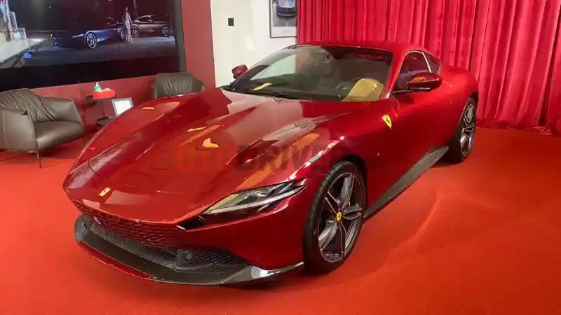 Berita - GALERI : Ferrari Roma (16 FOTO)