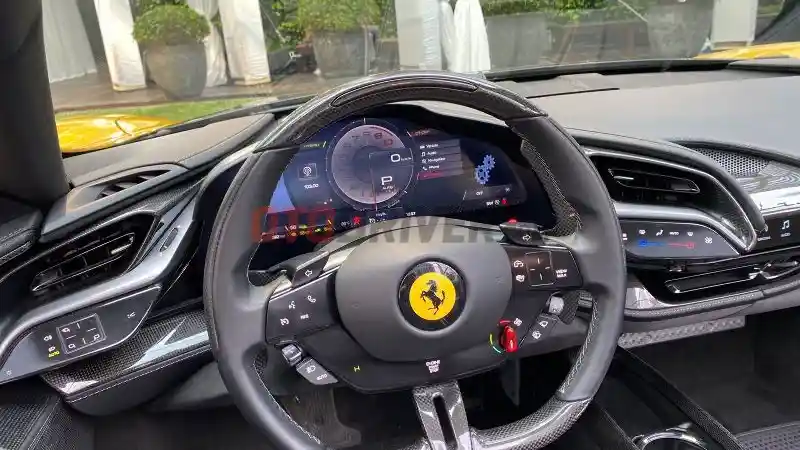 Foto - Ferrari SF90 Spider Resmi Diluncurkan Di Tanah Air (16 FOTO)