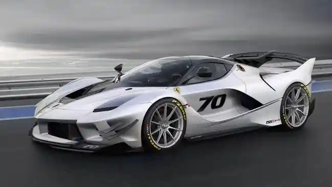 Berita - Ferrari FXX K Evo Resmi Diperkenalkan, Sangar Nan Aerodinamis