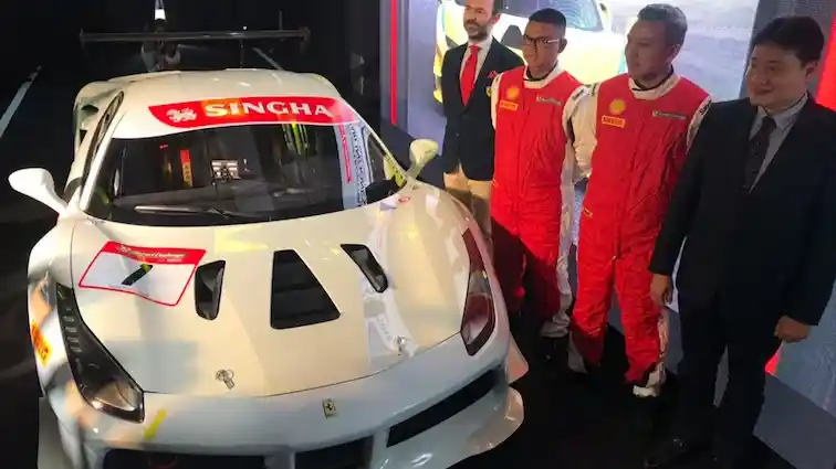 Foto - Ferrari Jakarta Utus 5 Pembalap Untuk Kompetisi di Sirkuit Dunia