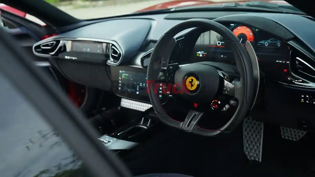 Foto - FIRST DRIVE: Ferrari 12 Cilindri Di Indonesia