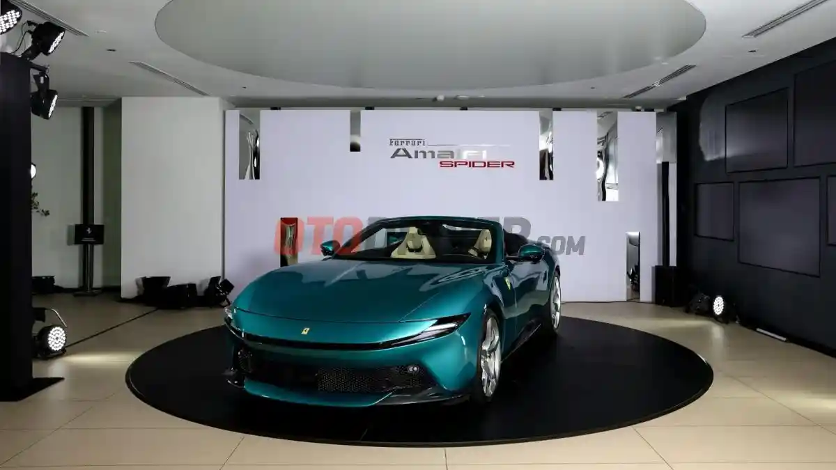 Foto - Ferrari Amalfi Spider: Ketika Sebuah Ferrari Tak Lagi Sekadar Soal Kecepatan