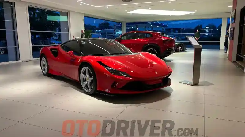 Berita - Program Ini Bikin Konsumen Ferrari Bekas Tak Was-Was Lagi